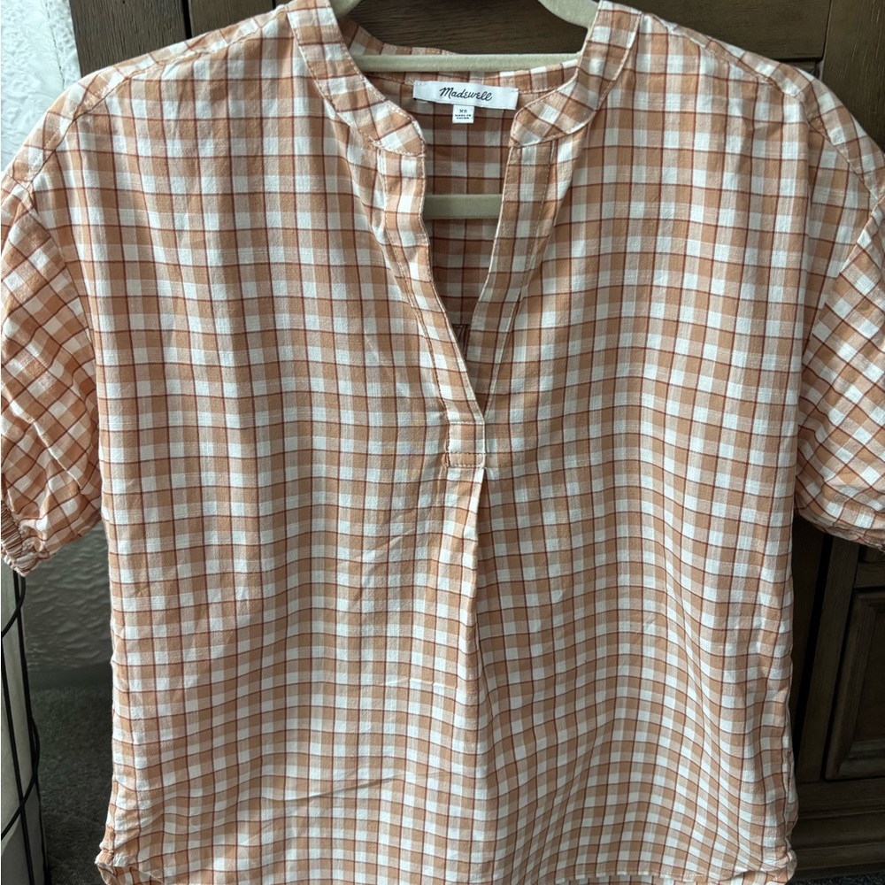Madewell Pink and White Short Sleeve Button Down Blouse with Mandarin Collar